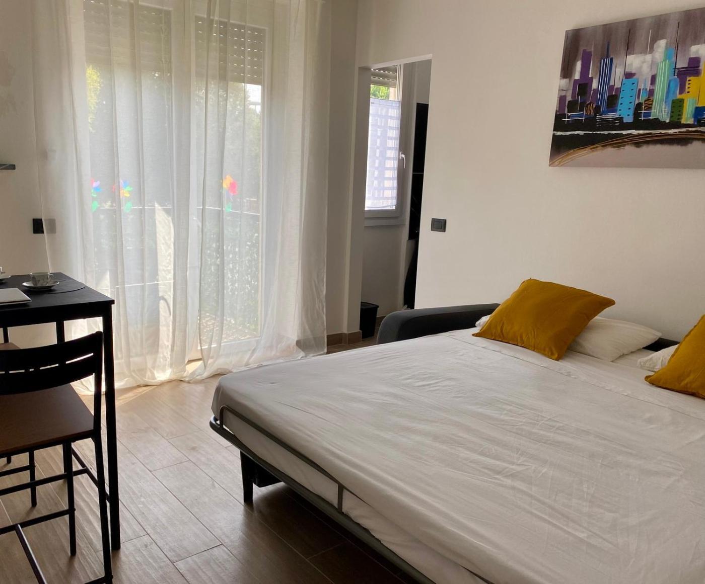 Moderno Ed Elegante Loft Con Balcone Apartment Mailand